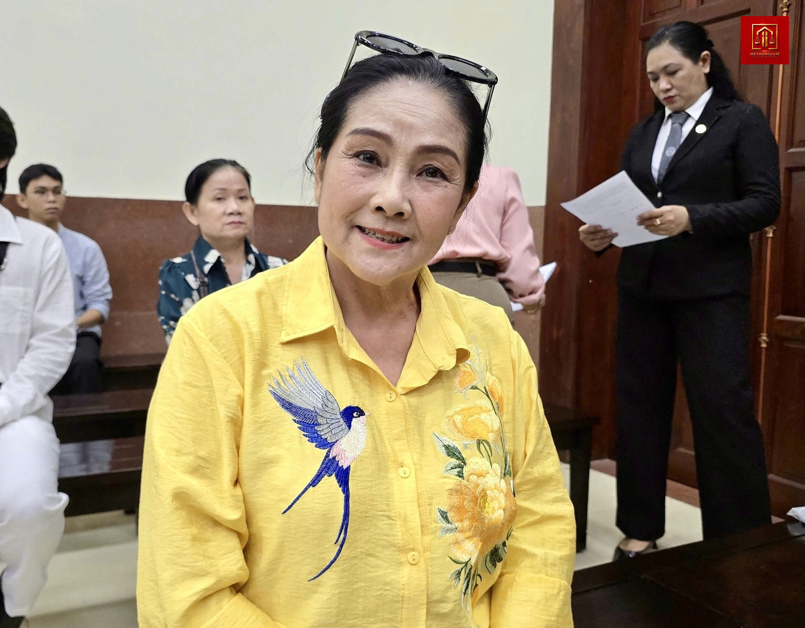 Tranh chấp di sản nghệ sĩ Vũ Linh tạm dừng để định giá lại tài sản Tranh chấp di sản nghệ sĩ Vũ Linh tạm dừng để định giá lại tài sản