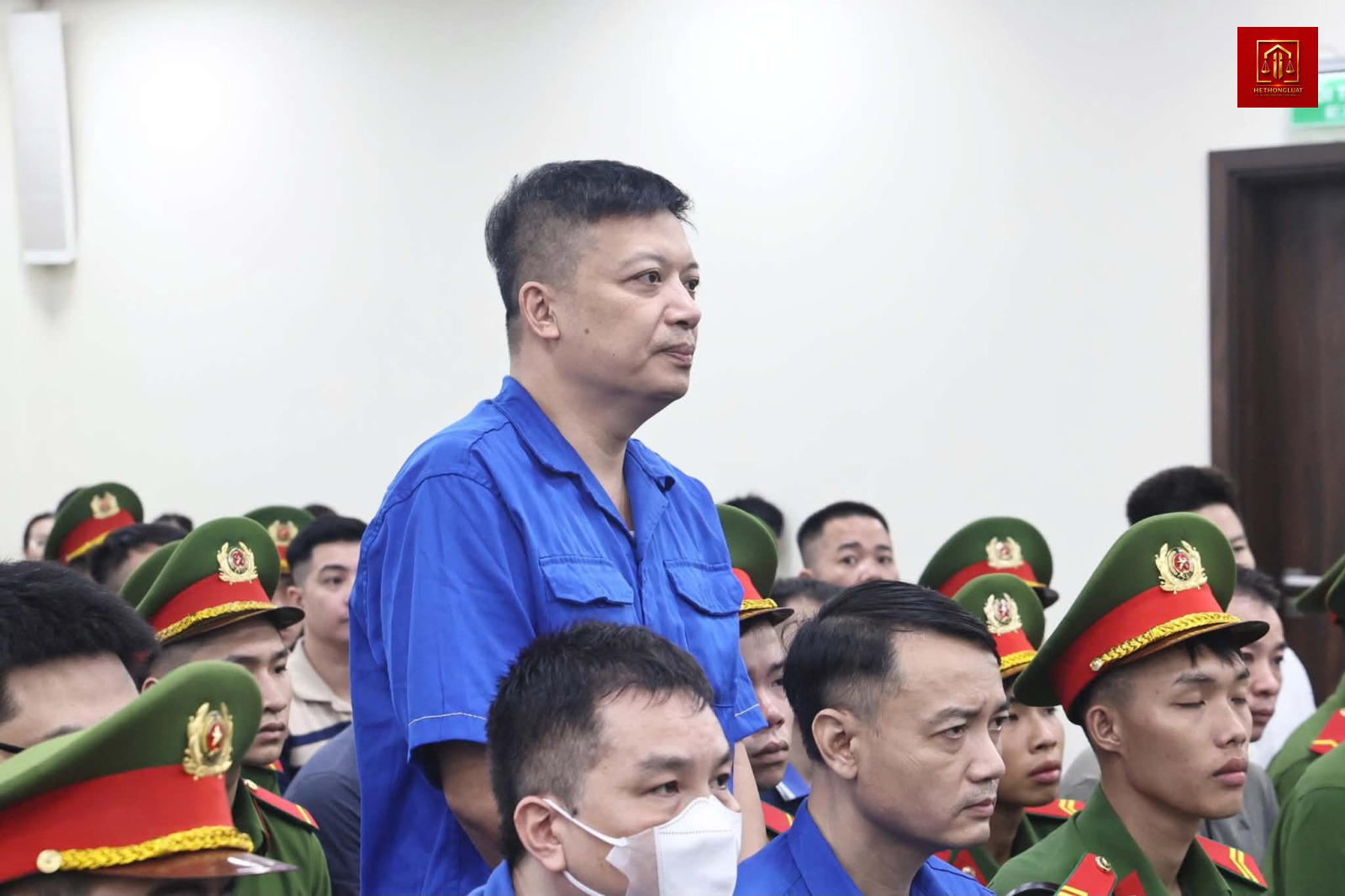 Đề nghị mức án 30 năm tù cho trùm sản xuất sữa giả Vũ Mạnh Cường Đề nghị mức án 30 năm tù cho trùm sản xuất sữa giả Vũ Mạnh Cường