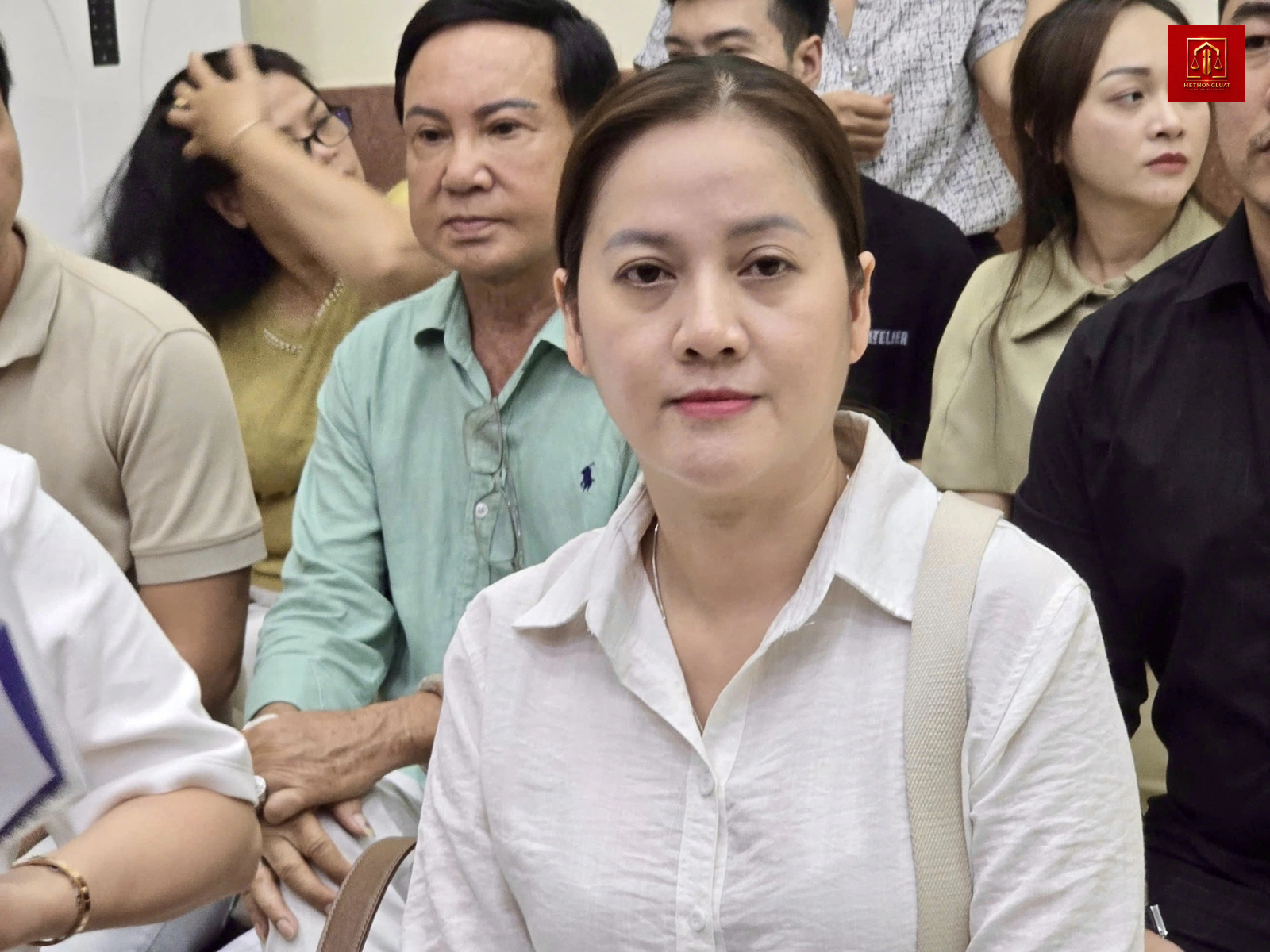 Tranh chấp di sản nghệ sĩ Vũ Linh tạm dừng để định giá lại tài sản Tranh chấp di sản nghệ sĩ Vũ Linh tạm dừng để định giá lại tài sản