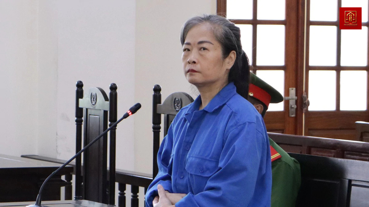 Chủ hụi lừa đảo chiếm đoạt hơn 13 tỉ đồng bị tuyên án 16 năm tù Chủ hụi lừa đảo chiếm đoạt hơn 13 tỉ đồng bị tuyên án 16 năm tù