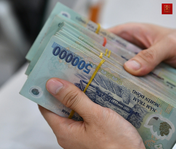 Người lao động cần lưu ý cam kết hoàn trả tiền thưởng khi nghỉ việc Người lao động cần lưu ý cam kết hoàn trả tiền thưởng khi nghỉ việc