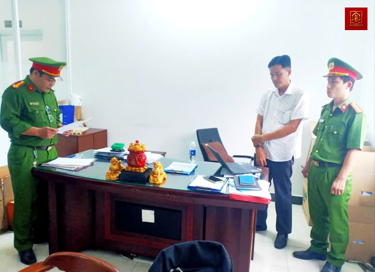 Lãnh đạo doanh nghiệp bị khởi tố vì hành vi gây ô nhiễm môi trường Lãnh đạo doanh nghiệp bị khởi tố vì hành vi gây ô nhiễm môi trường