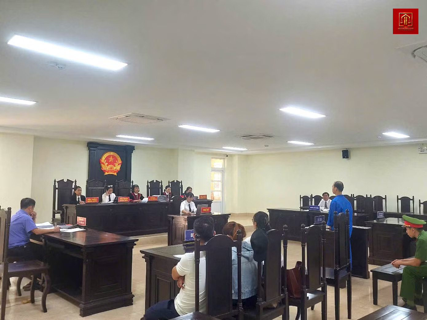 Nguyễn Duy Anh Vũ tại phiên tòa xét xử tội lừa đảo chiếm đoạt tài sản