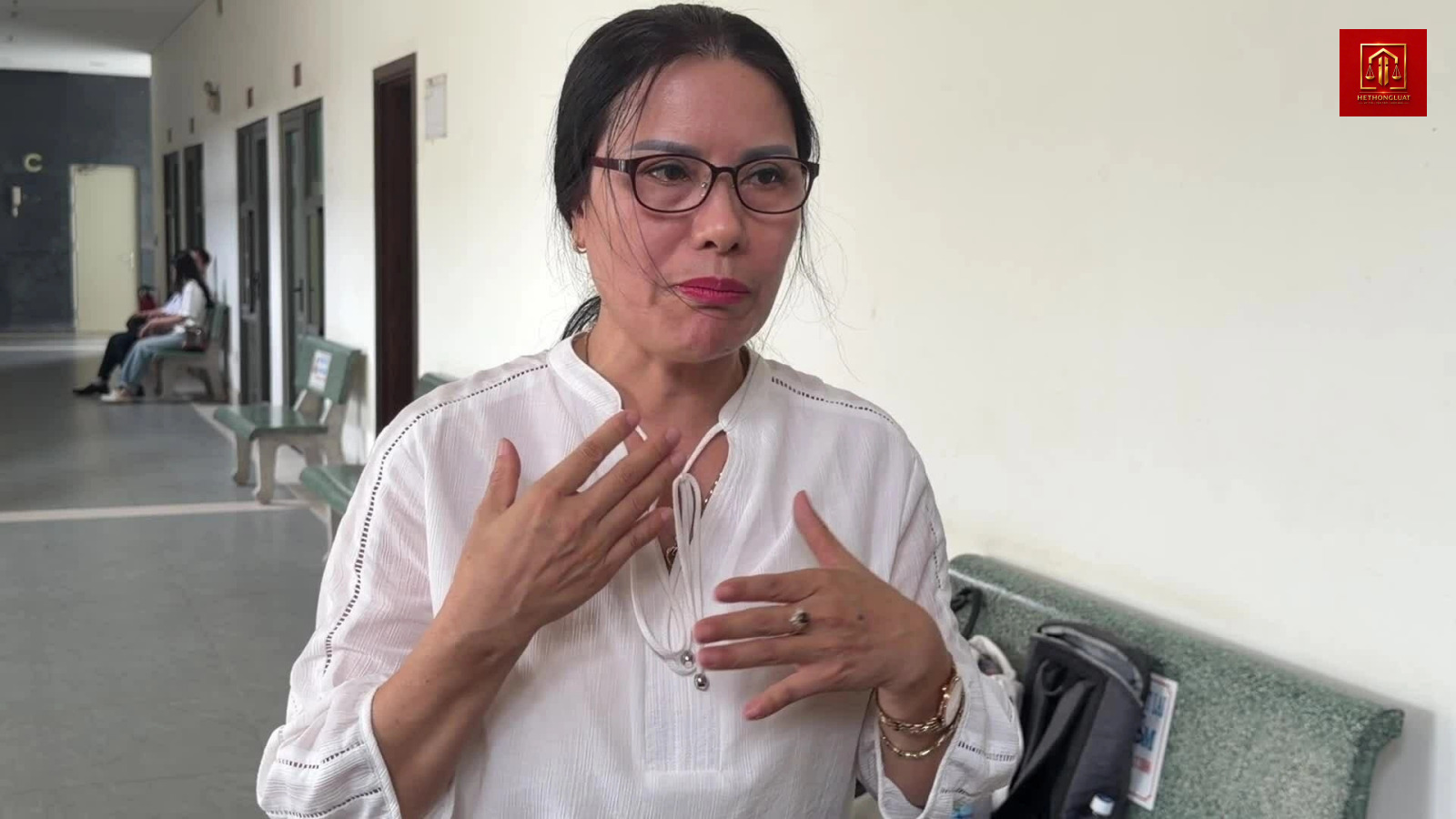 Phiên tòa phúc thẩm vụ án thu tiền dạy thêm của cựu hiệu trưởng THCS Ba Đình Phiên tòa phúc thẩm vụ án thu tiền dạy thêm của cựu hiệu trưởng THCS Ba Đình