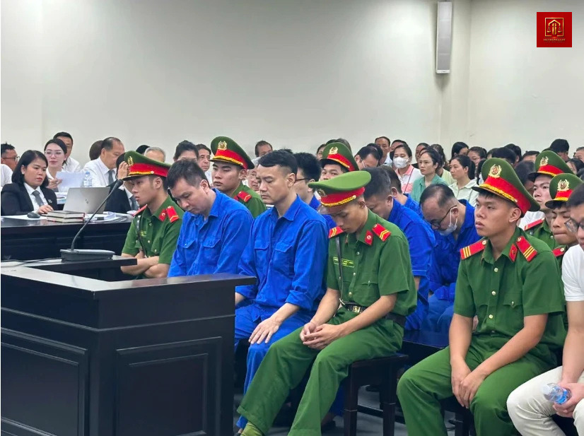 Vụ án sản xuất sữa giả quy mô lớn và đường dây hối lộ bị xét xử