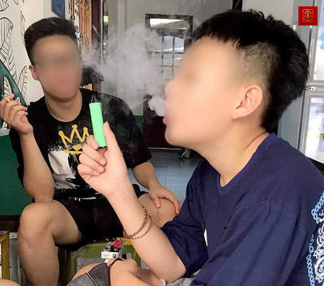 Cơ quan chức năng xử phạt học sinh sử dụng thuốc lá điện tử theo pháp luật Cơ quan chức năng xử phạt học sinh sử dụng thuốc lá điện tử theo pháp luật